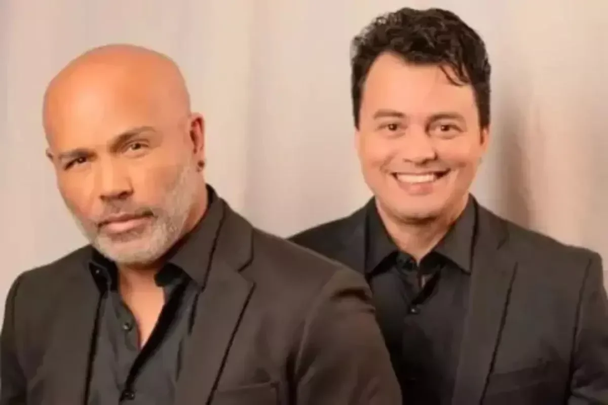 Renner carrega caixão de Rick no enterro em Sorocaba