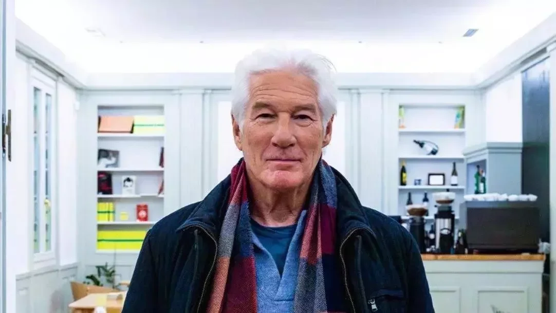 Richard Gere: medita 1 hora por dia e mantém dieta à base de saladas