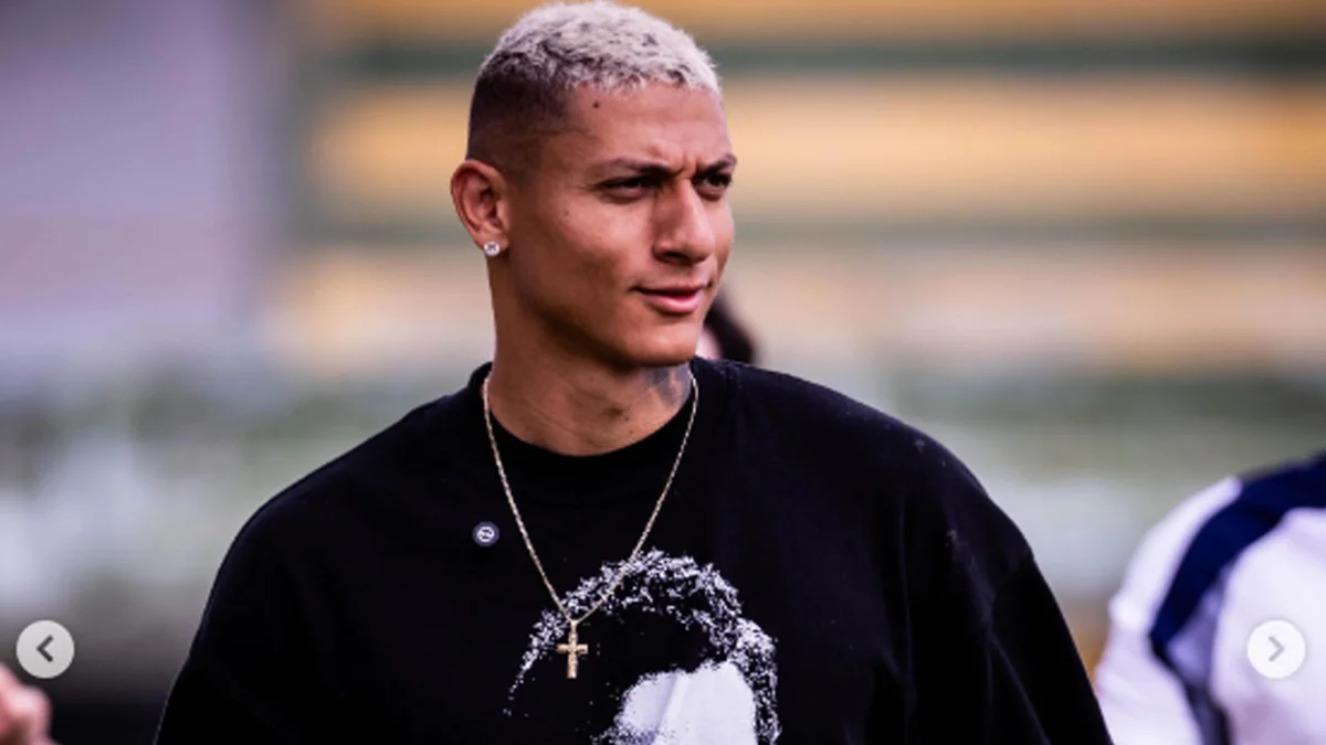 Richarlison reage à eliminação do Brasil e avisa: 'A alegria vai voltar'
