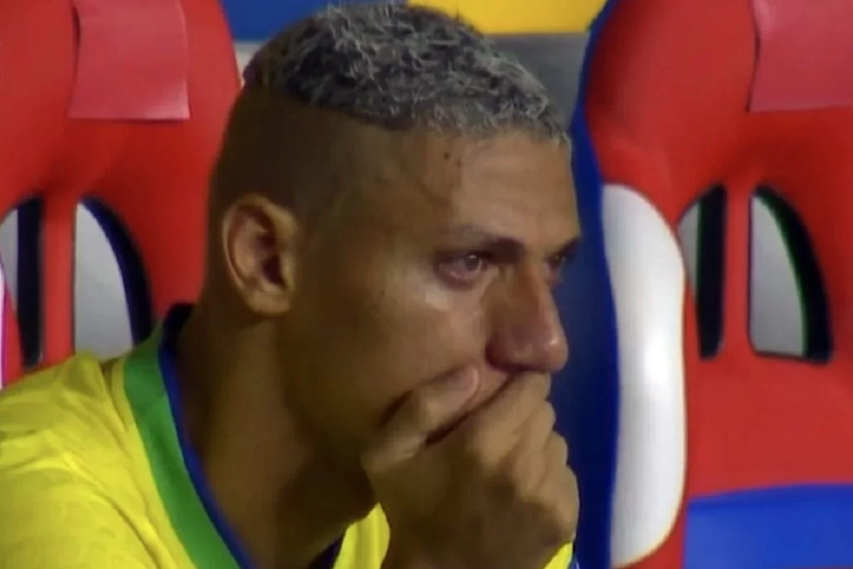 Richarlison: terapia salvou minha vida após golpe e depressão