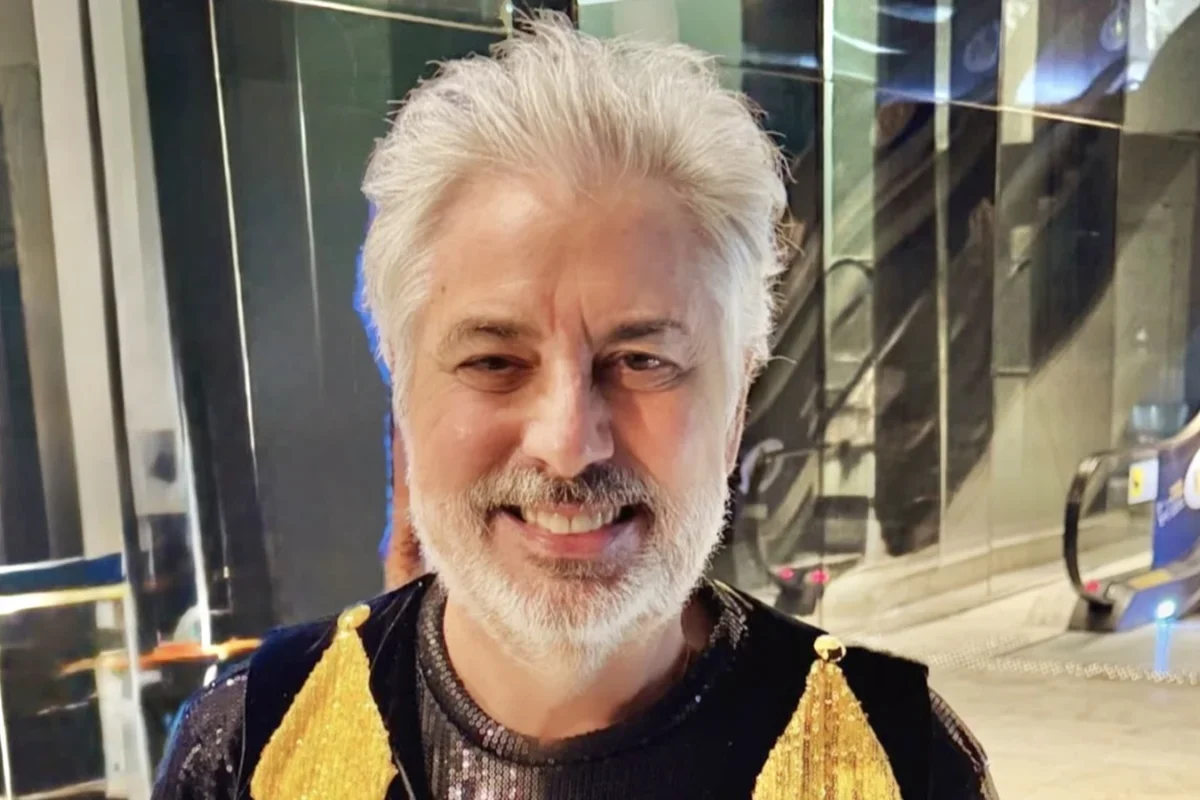 Roberto de Carvalho mostra foto rara com Lilibeth Monteiro em Nova York
