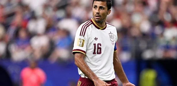 Rodri: manter Messi fora da área é a chave espanhola