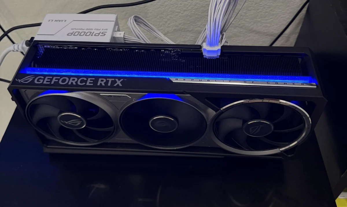 ROG Astral RTX 5090: ventoinhas trocadas e placa devolvida em 8 dias