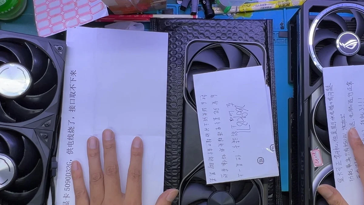 RTX 5090 e RTX 4090: loja recebe 8 GPUs com conector 12VHPWR derretido
