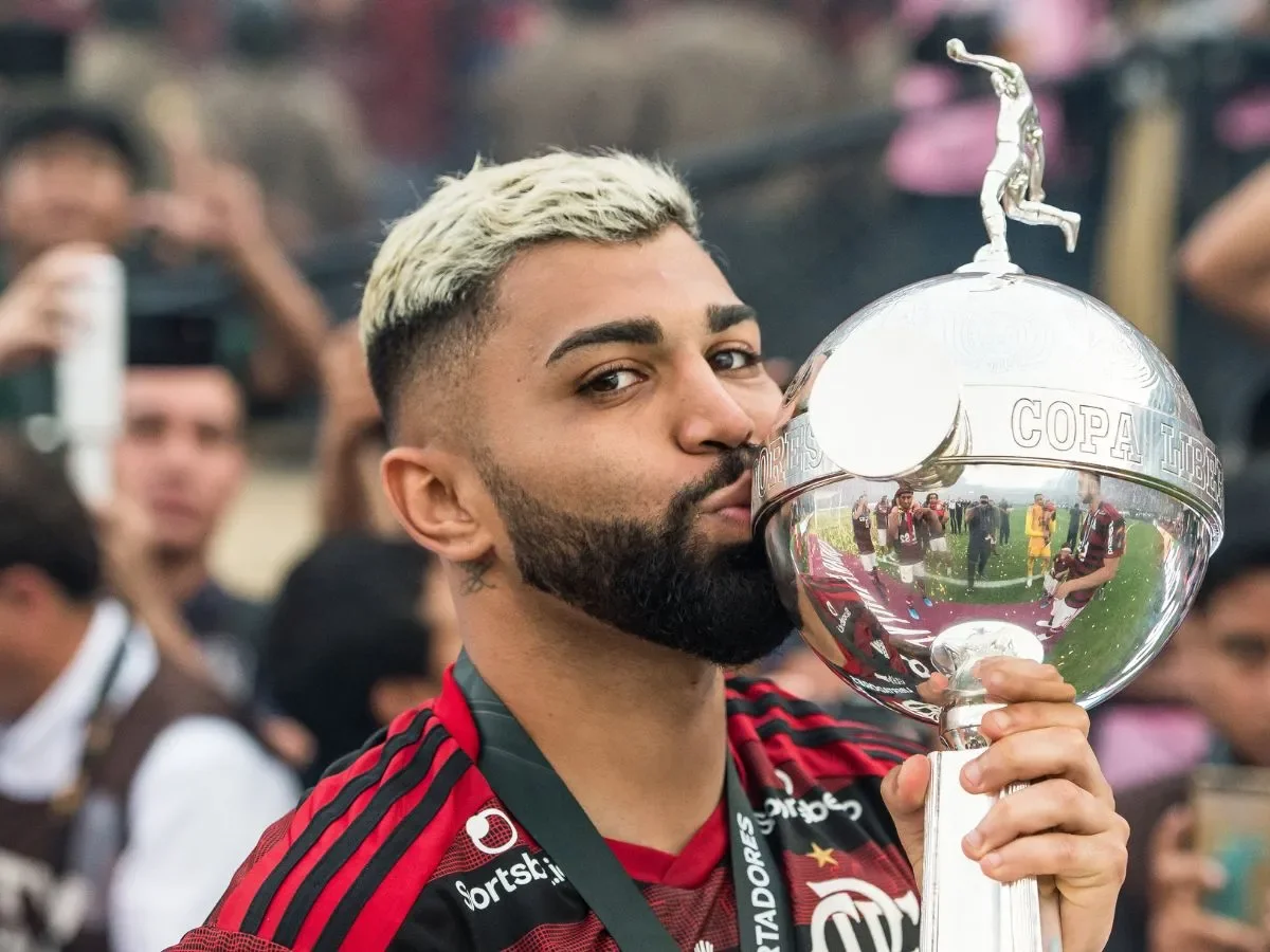 Sem gols no Benfica, Gabigol se tornou ídolo do Flamengo