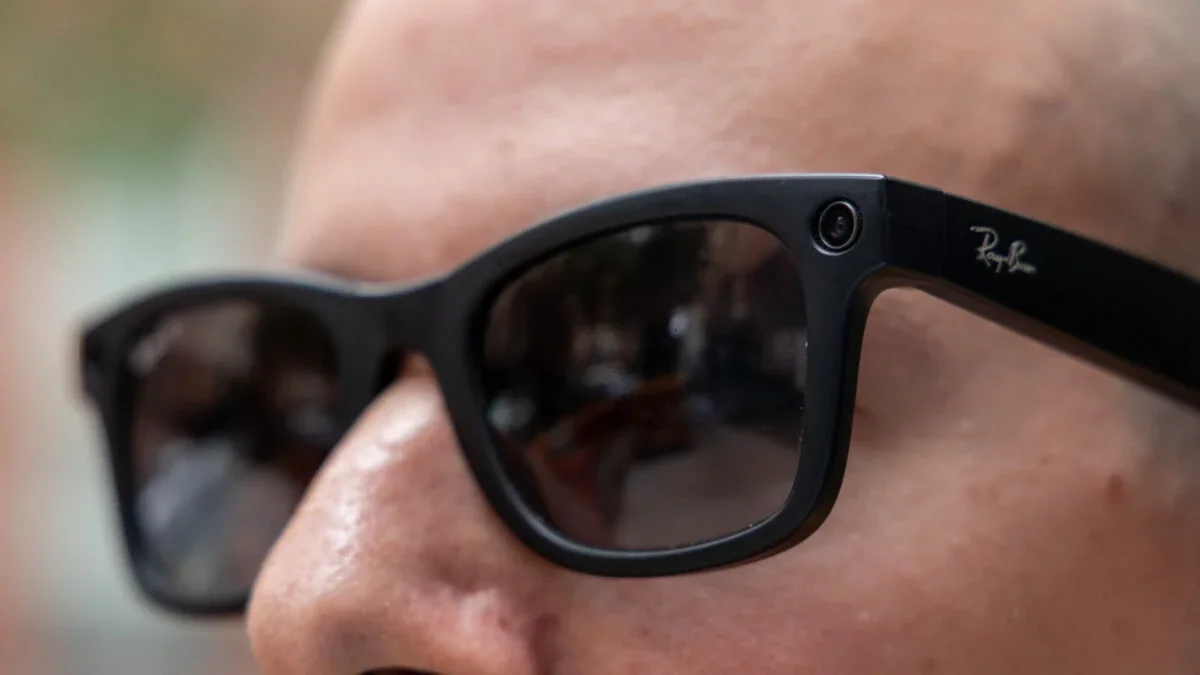 Smart glasses: NYPD alerta para risco de gravações secretas