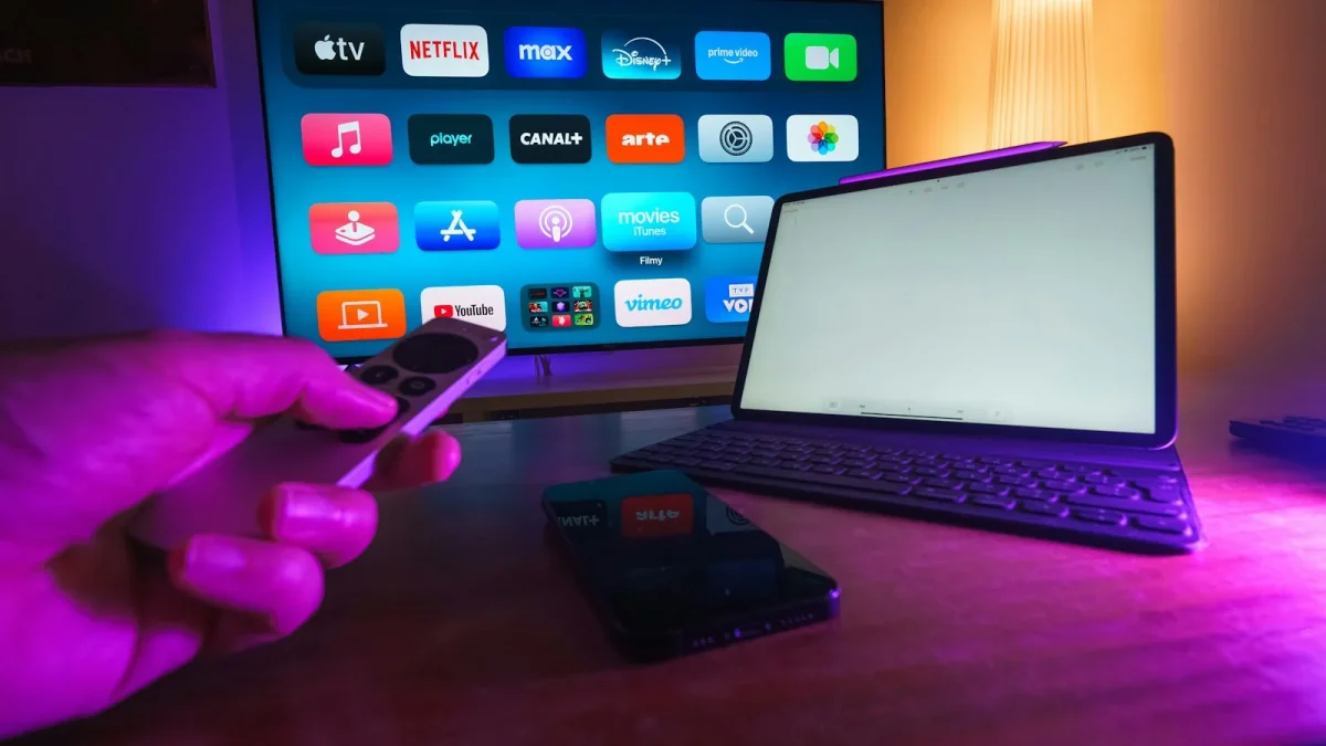 Smart TV antiga: 6 opções para rodar Netflix e outros apps