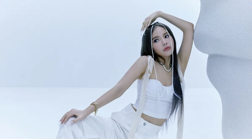 Solar do MAMAMOO: cadeira arremessada em Los Angeles fere perna