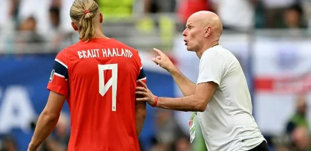 Solbakken diz que Haaland 'estava acabado' e admite erro na troca