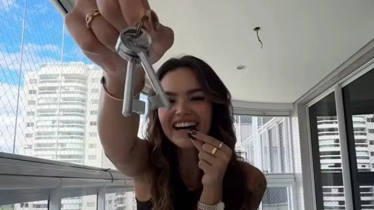 Suzana Freitas mostra decoração do apartamento que ganhou