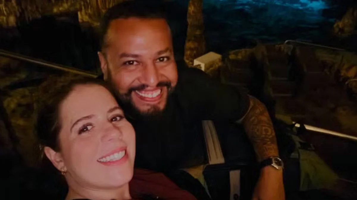 Tati Machado exibe barriguinha de grávida e encanta fãs