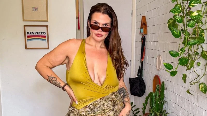 Thais Carla celebra novo namoro com Fabrício Camargo: “algo especial”