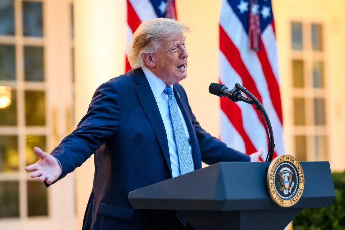 Thomaz Costa e Emily Garcia pedem socorro a Trump após vitória de Lula