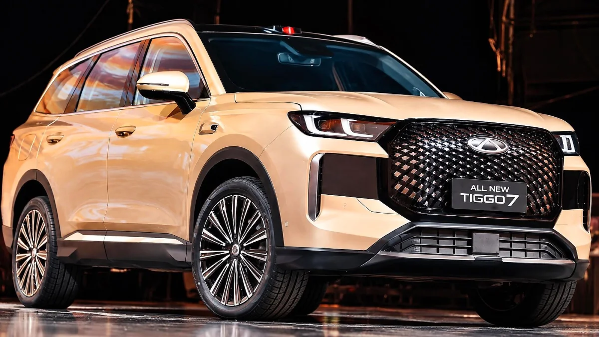 Tiggo 7: nova geração com 4,60 m mira no Brasil