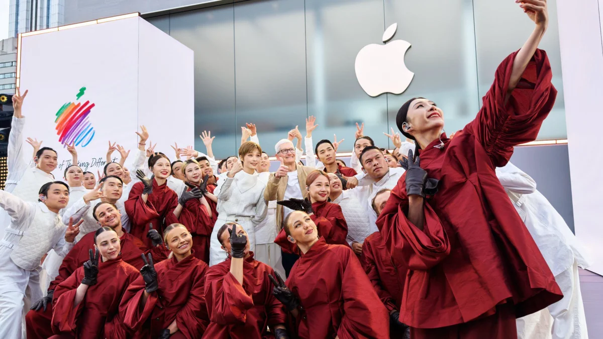 Tim Cook volta à China pela terceira vez com foco em expansão em Guangdong