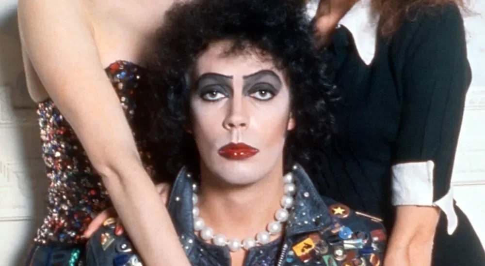 Tim Curry: de Frank N. Furter a Pennywise, mestre do camp