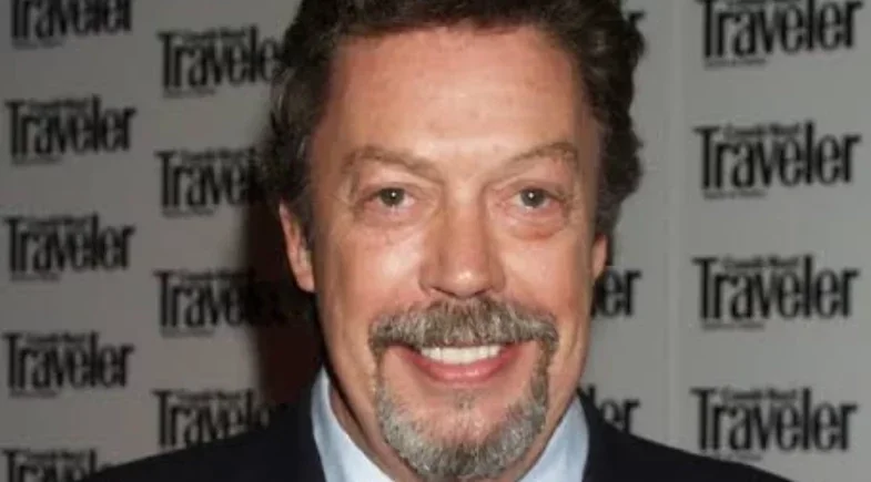 Tim Curry morre aos 80 — ícone de The Rocky Horror deixa legado marcado
