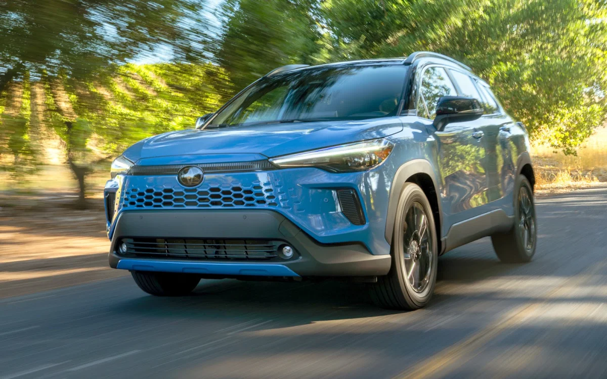 Toyota Corolla Cross: híbrido nos EUA com 196 cv e e‑AWD de série