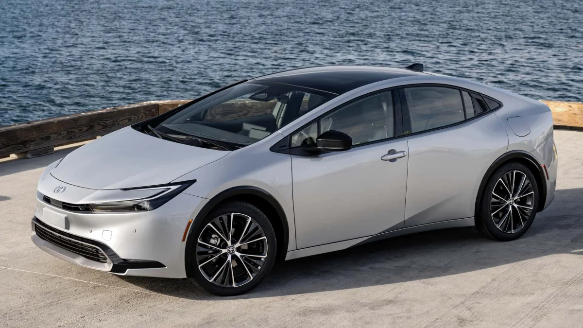 Toyota quer híbridos a gasolina reconhecidos como "emissão zero"