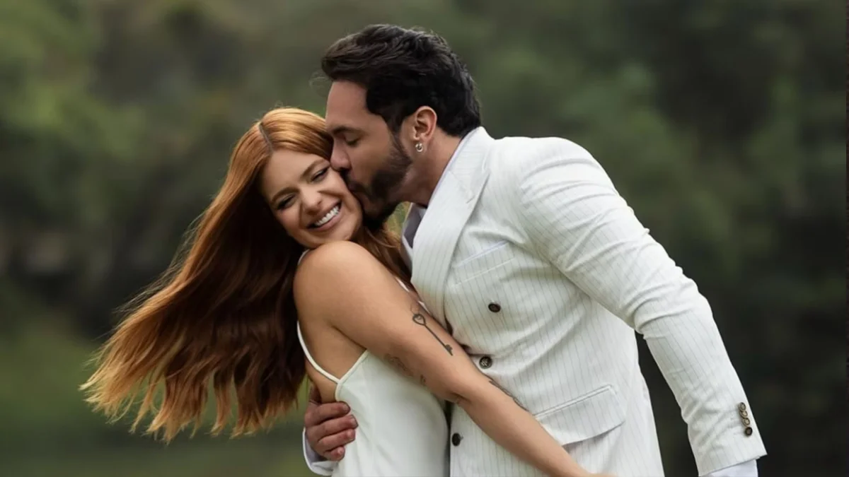 Viih Tube anuncia casamento com Eliezer e filhos