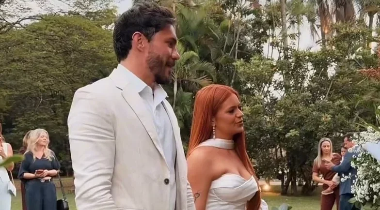 Viih Tube: filhos participam do casamento civil em fazenda