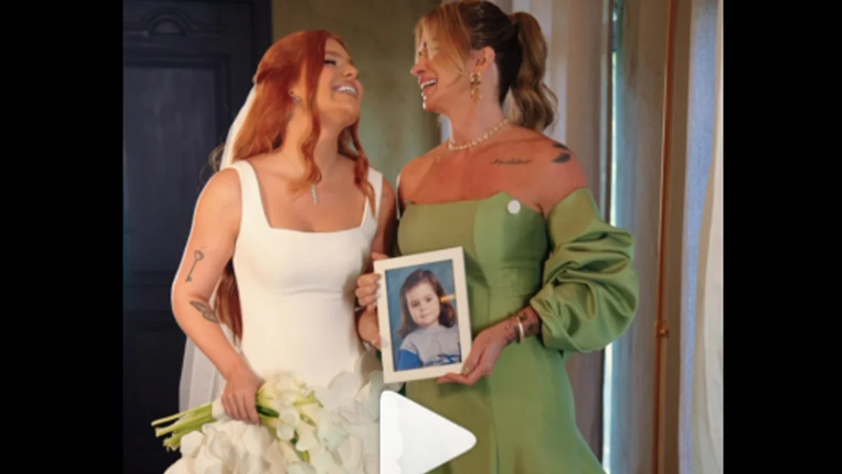 Viih Tube se declara à mãe no casamento com Eliezer e emociona