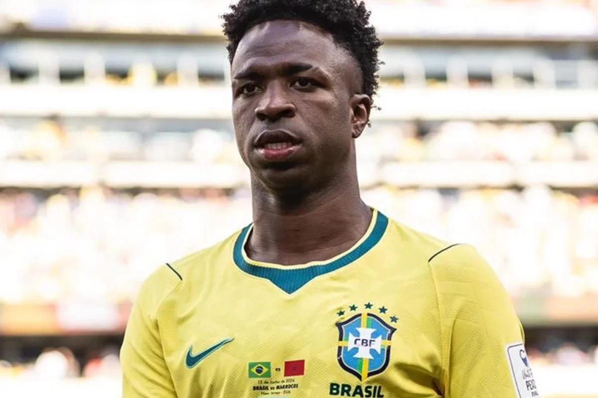 Vini Jr. publica primeira foto após harmonização facial