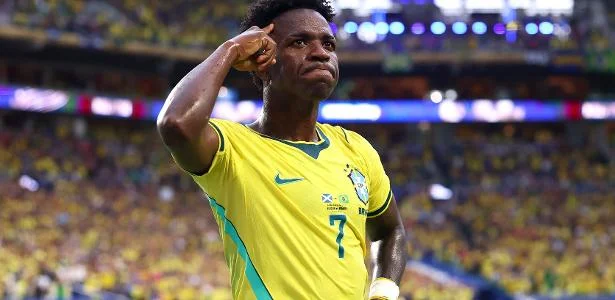 Vinícius domina: 5 dos 7 gols e plano tático de Ancelotti