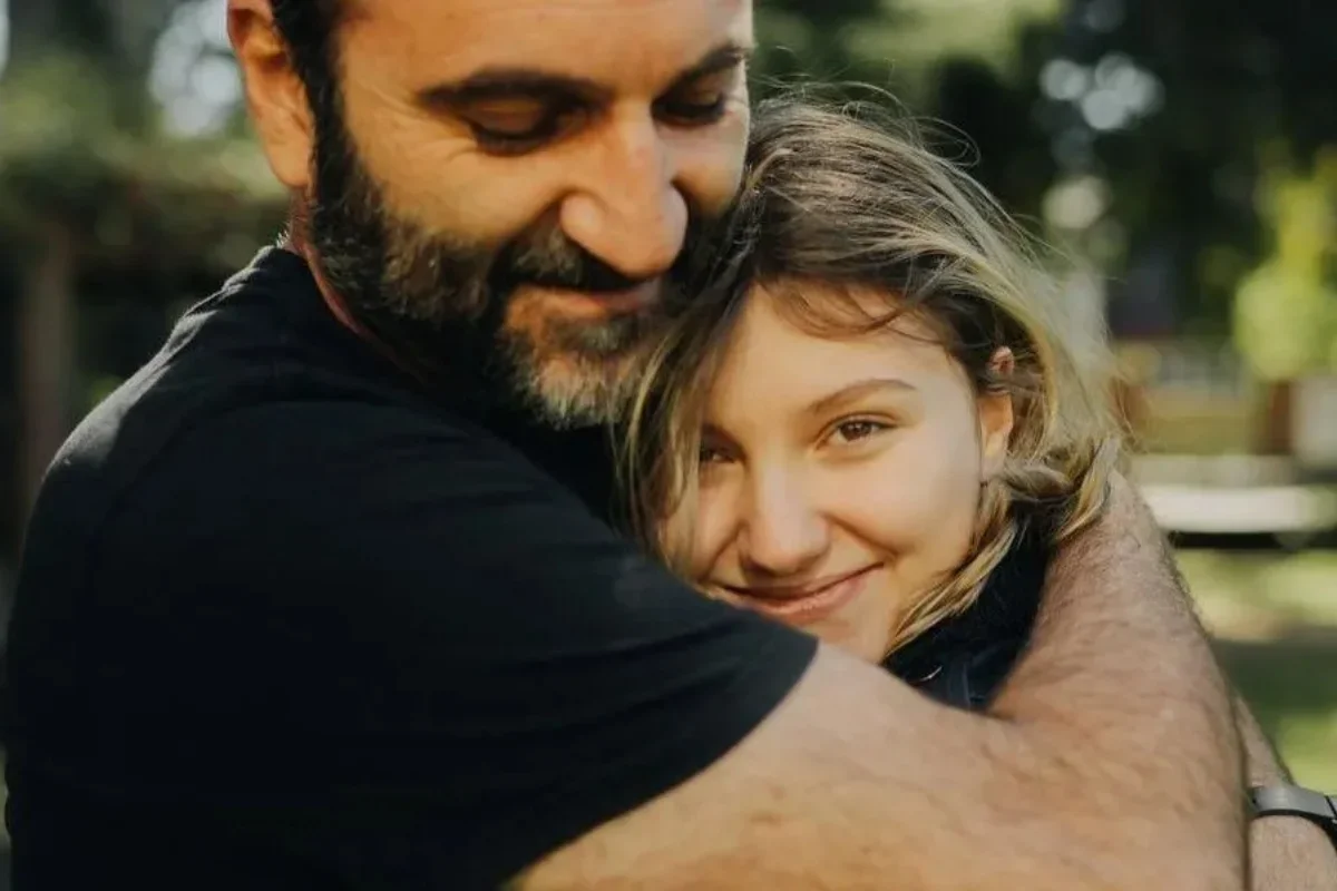 Viúvo anuncia casamento cinco meses após morte de Isabel