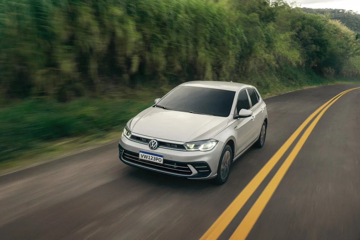 Volkswagen Polo lidera ranking de vendas com 7.638 unidades