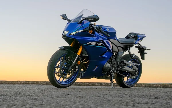 Yamaha R7 chega por R$ 60.690 às concessionárias