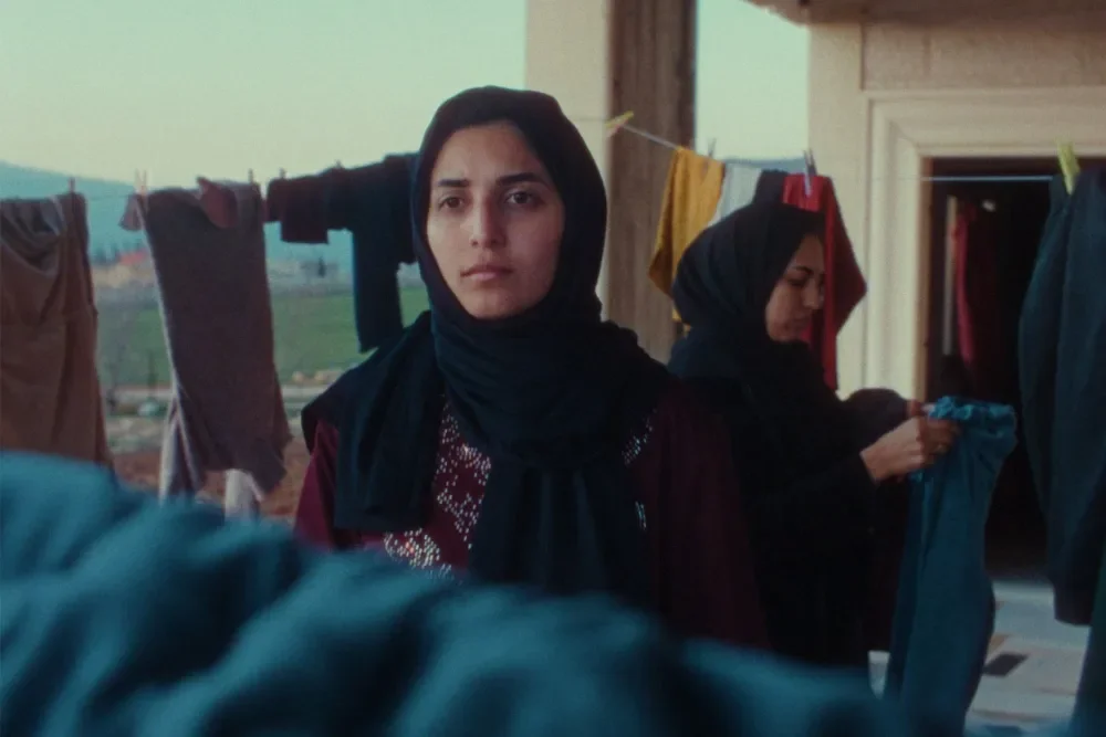Yesterday the Eye Didn’t Sleep: Rakan Mayasi leva filme a 50 festivais