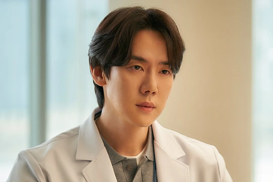 Yoo Yeon Seok: cirurgião perfeito que confunde em The Perfect Lie