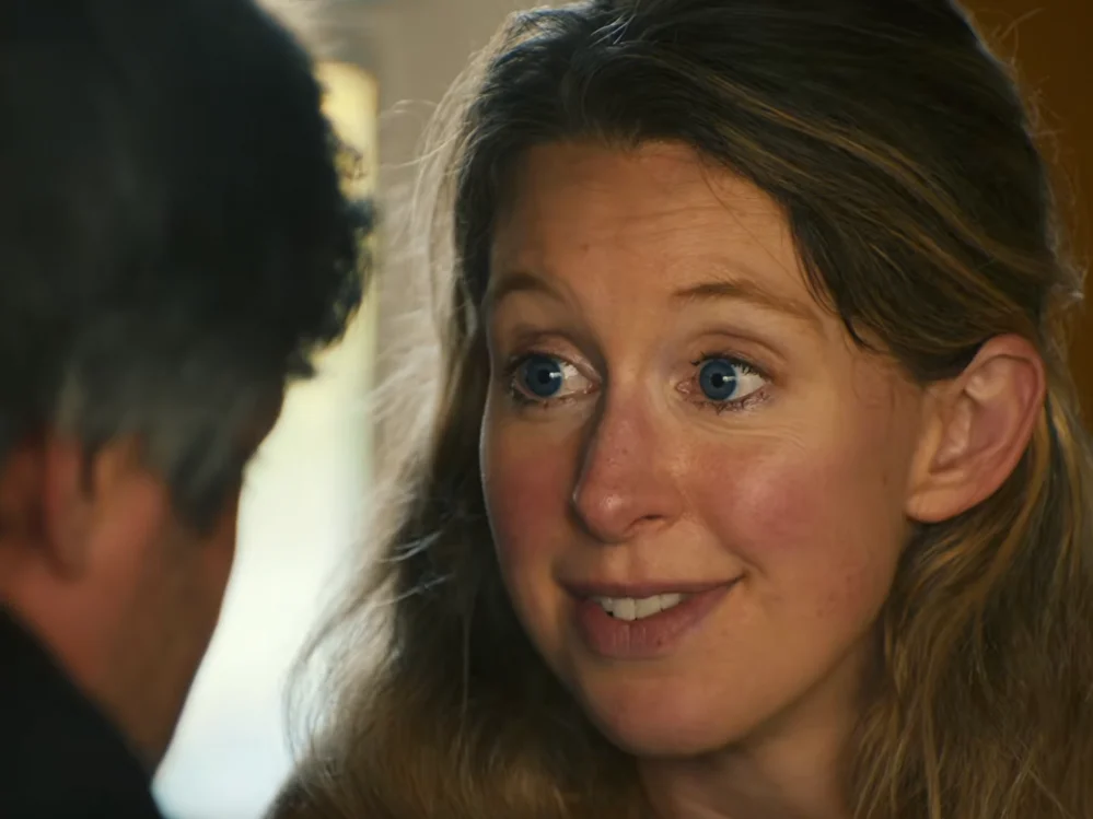 You Can See Everything: trailer expõe tensão entre Nathan Fielder e Elizabeth Holmes