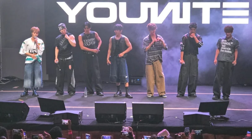 YOUNITE leva plateia a cantar hits e covers no Espaço Odeon