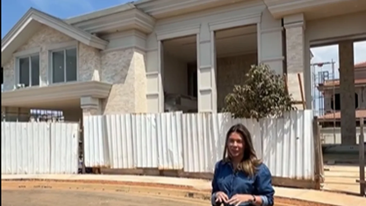 Zezé Di Camargo e Graciele Lacerda: mansão em Chapada terá fachada em travertino